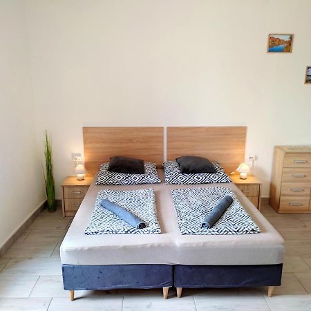Panorama Apartman Vác エクステリア 写真