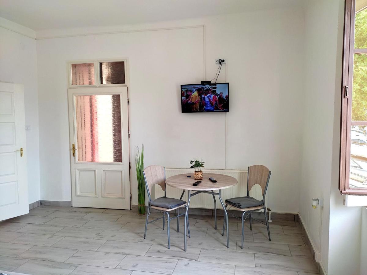 Panorama Apartman Vác エクステリア 写真